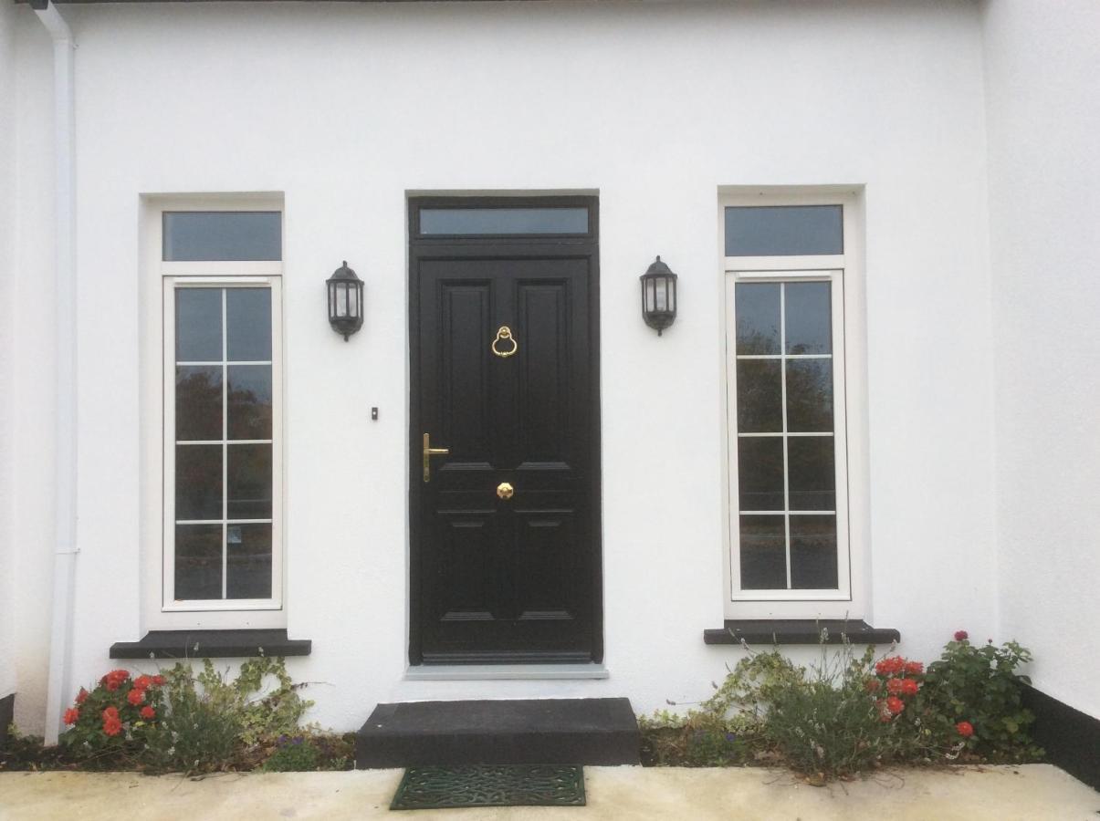 Seven Oaks B&B บัลลีโฮนิส ภายนอก รูปภาพ