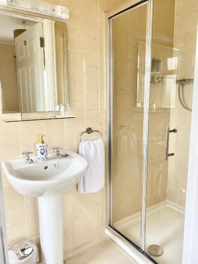 Seven Oaks B&B บัลลีโฮนิส ภายนอก รูปภาพ